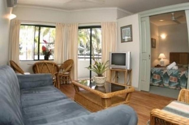 Half Moon Bay Resort Cairns Room photo